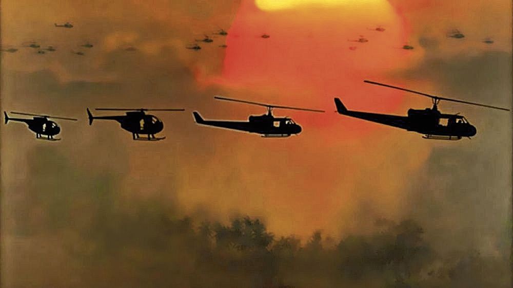 Beroemde scène uit de Vietnam-oorlogsfilm Apocalypse Now van regisseur Francis Ford Coppola, waarbij Wagners Der Walkürenritt uit de luidsprekers van gevechtshelikopters schalt.