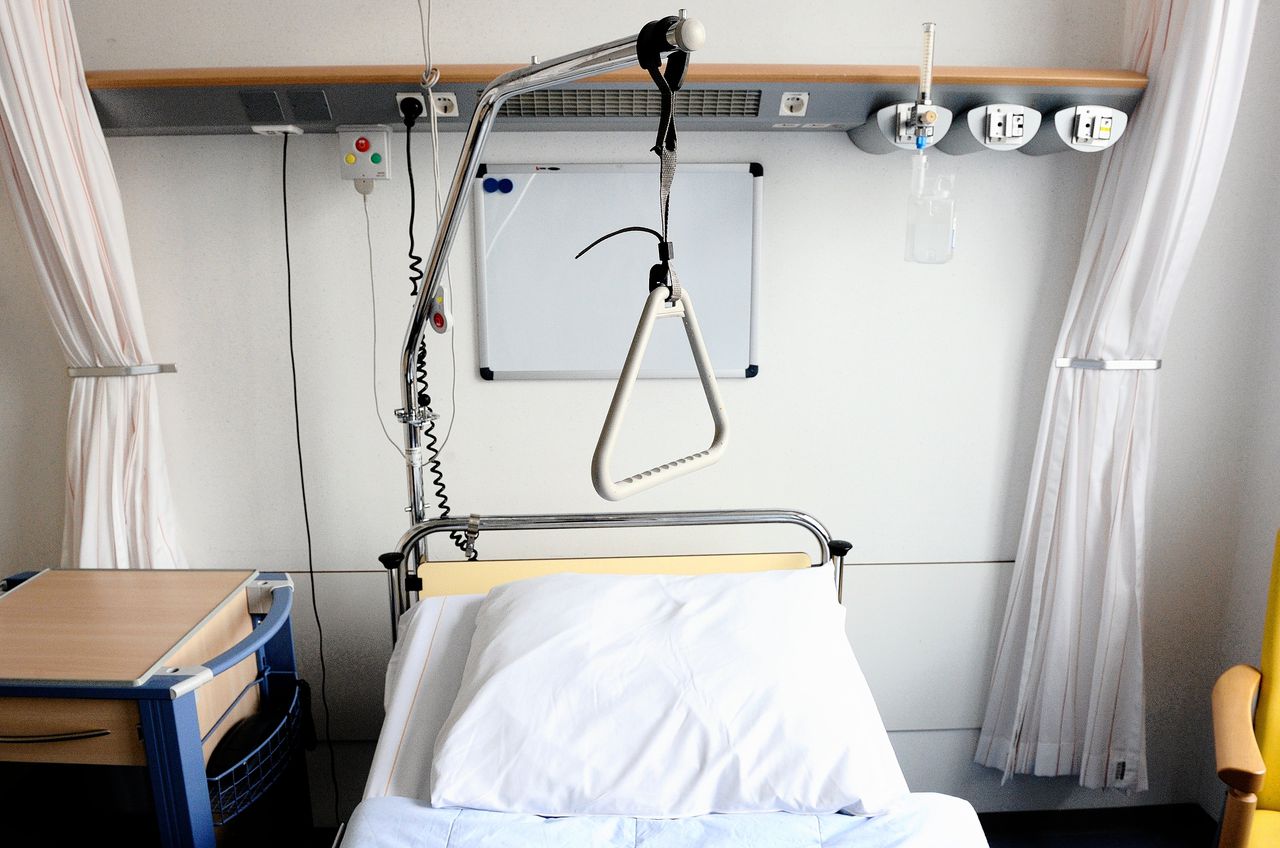Ziekenhuizen houden regelmatig bedden ‘dicht’ omdat er een „chronisch tekort” is aan verpleegkundigen. Foto ANP/Lex van Lieshout