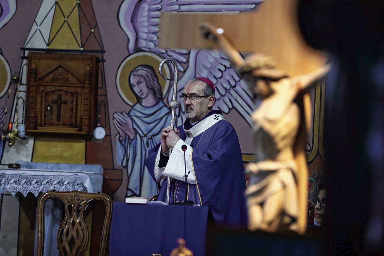 Kardinaal Pizzaballa, katholieke patriarch in Jeruzalem: ‘Met geloof heeft deze oorlog weinig te maken’ 