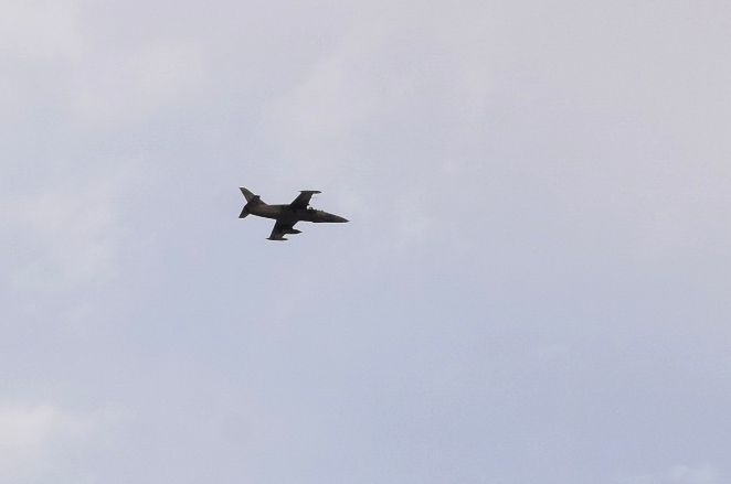 Een gevechtsvliegtuig van het Syrische regime, dat niet bij dit incident betrokken was.