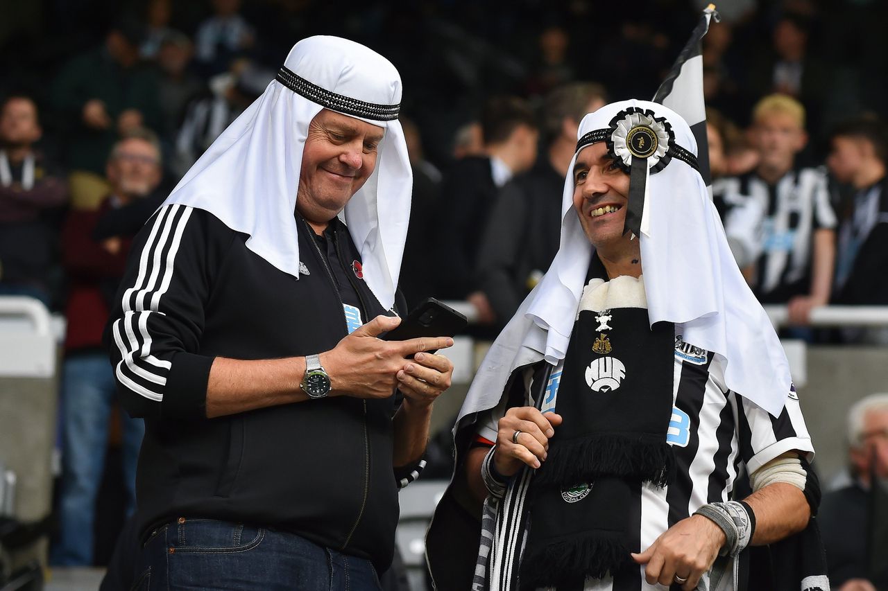 vruchten Nauwgezet wapen De Saoedische overname van Newcastle United confronteert voetbalfans met  een gewetensvraag - NRC