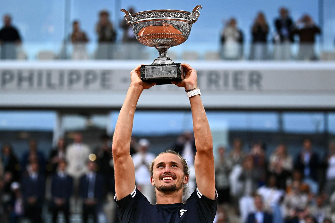 Zverev finally claims Grand Slam title after five-set French Open thriller
