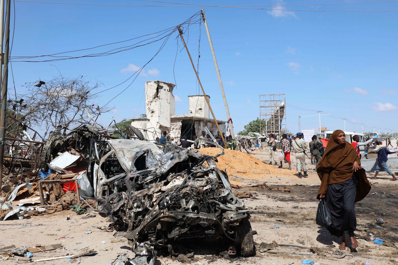 Tientallen doden door autobom in centrum Mogadishu 