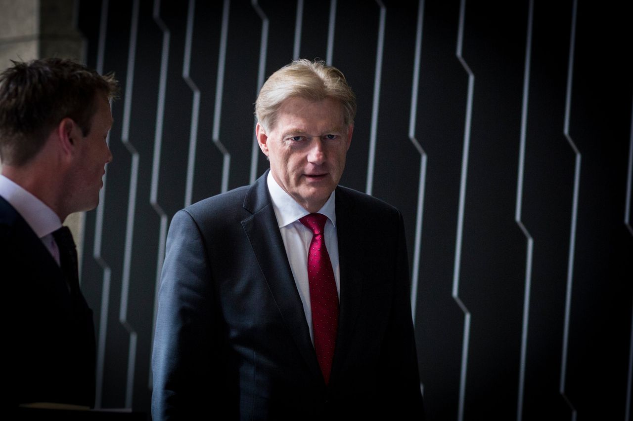 Met PvdA’er Van Rijn kiest Rutte voor een ongewone oplossing in een ongewone crisis 