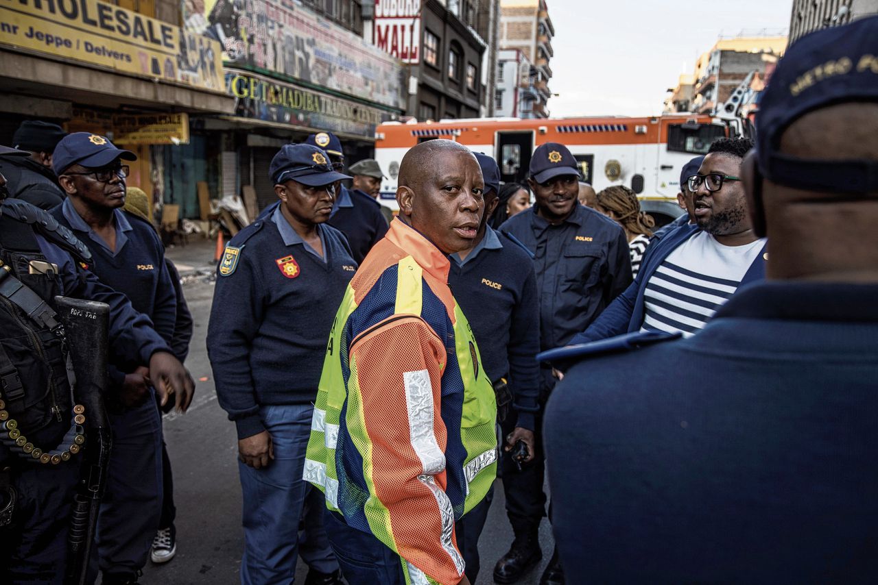 Burgemeester Johannesburg vertrekt 