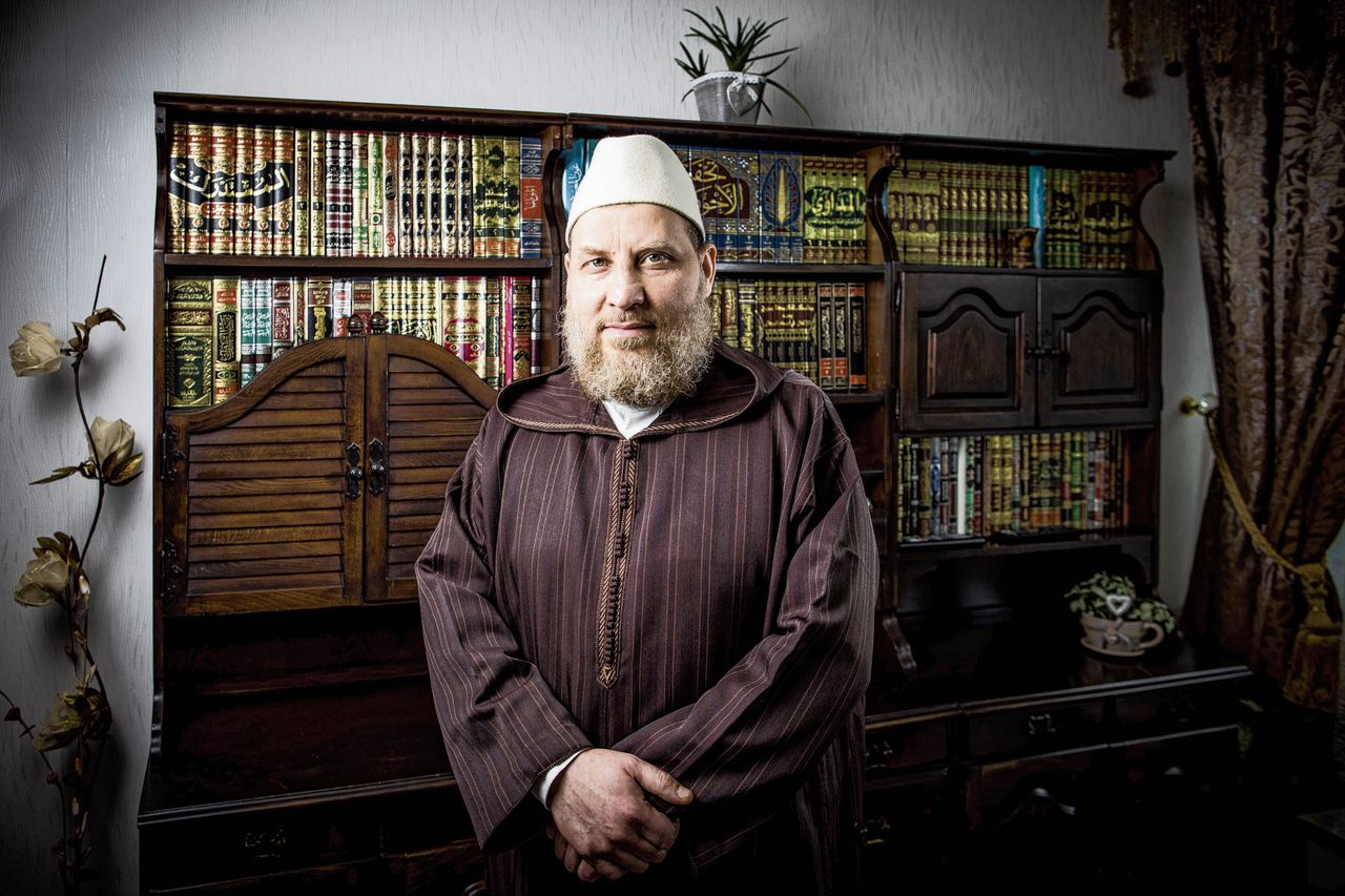De omstreden imam Fawaz Jneid heeft gezegd dat Ahmed Aboutaleb „de profeet Mohammed niet vereert”, en „de islam bestrijdt”.