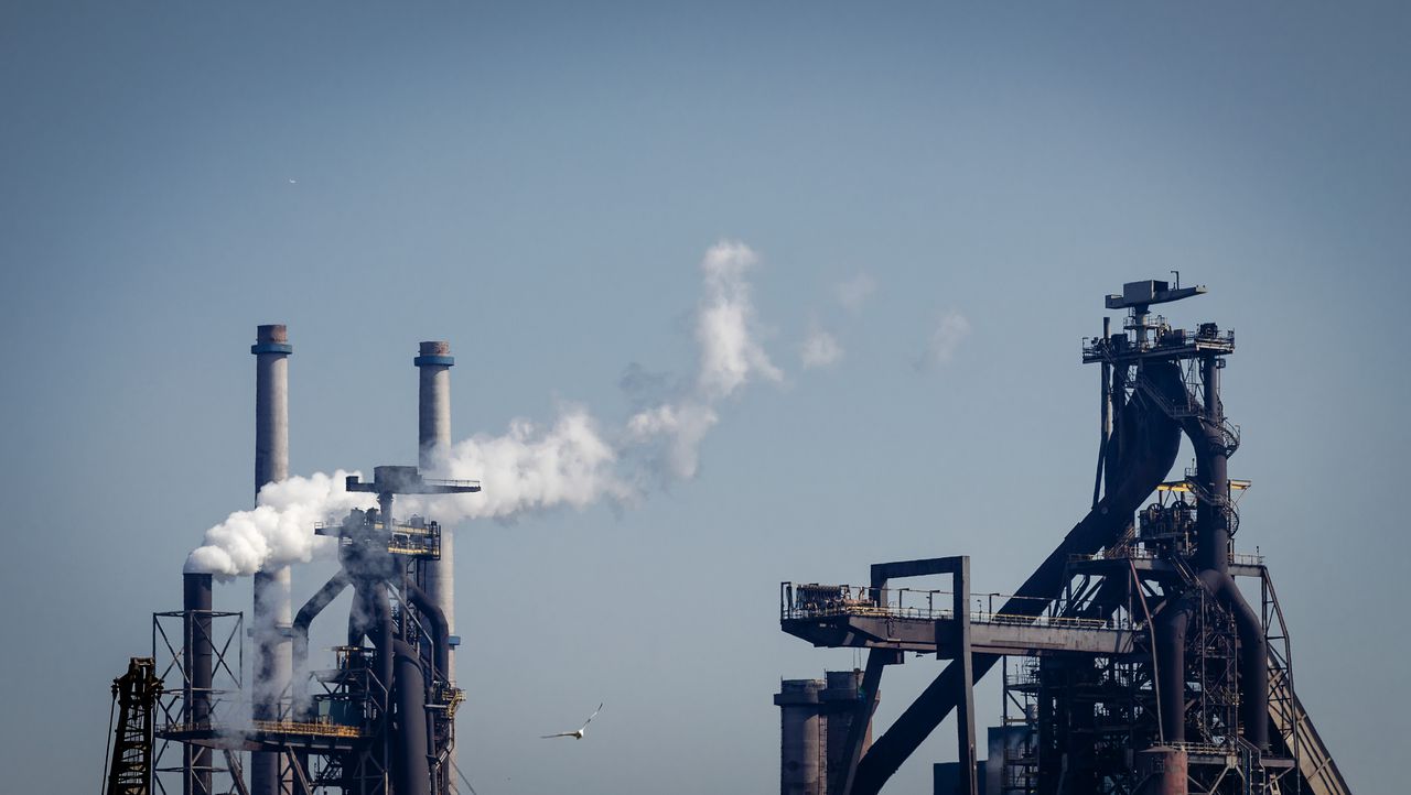 De hoogovens van Tata Steel in IJmuiden.