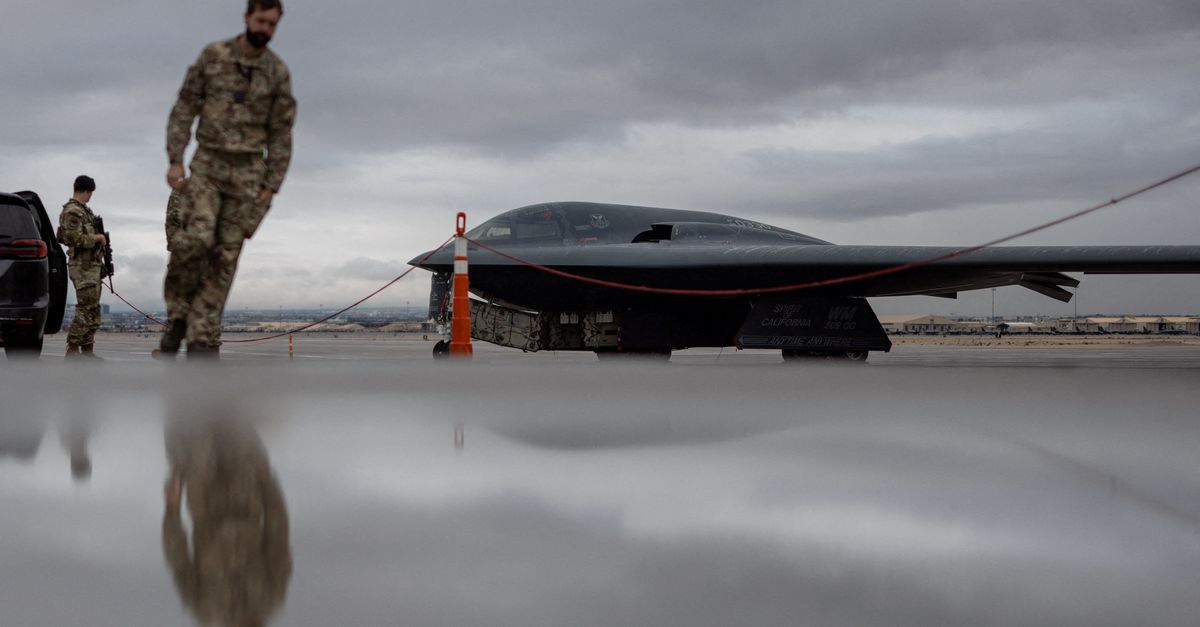De Verenigde Staten zetten B-2 bommenwerper in tegen de Houthi's: een forse militaire escalatie