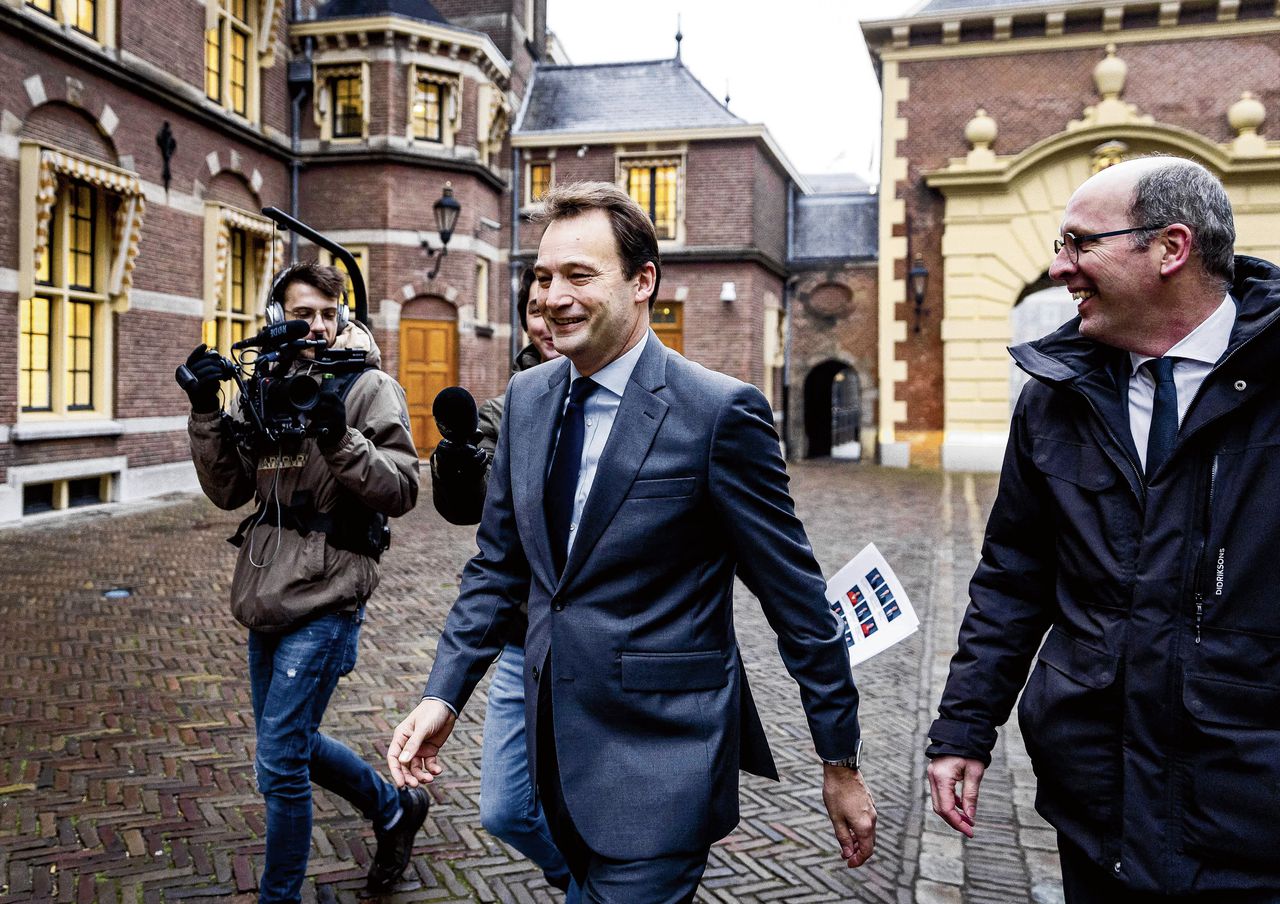 Geoffrey van Leeuwen, interim-minister voor Buitenlandse Handel, neemt
