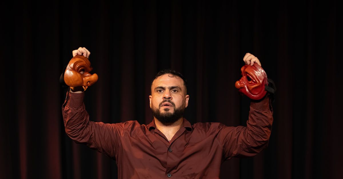 Ang pagtatanghal sa teatro na ‘The horse of Jenin’ ay isang madilim na komiks na larawan ng buhay sa ilalim ng pananakop ng Israeli
