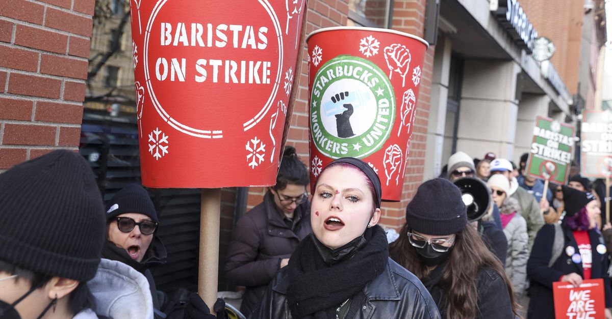 Dichtgetimmerde winkels en boos personeel: met Starbucks gaat het niet goed en dat merk je in thuisstad Seattle