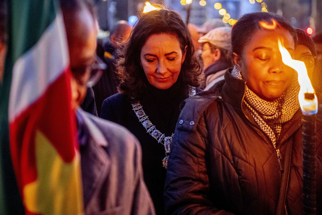 De eerste vrouwelijke burgemeester van Amsterdam móét slagen 