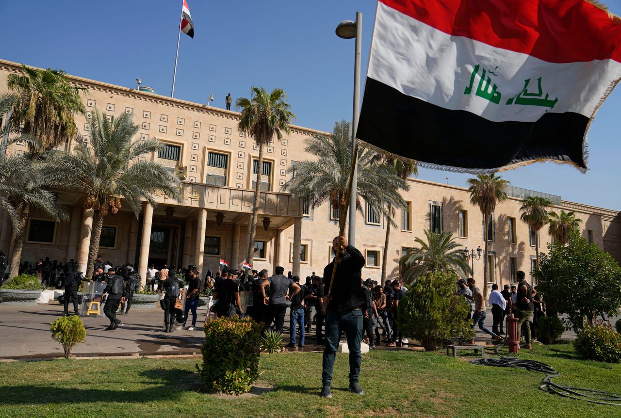 Iraakse leger vreest escalatie na nieuwe bestorming van het overheidsgebouw 