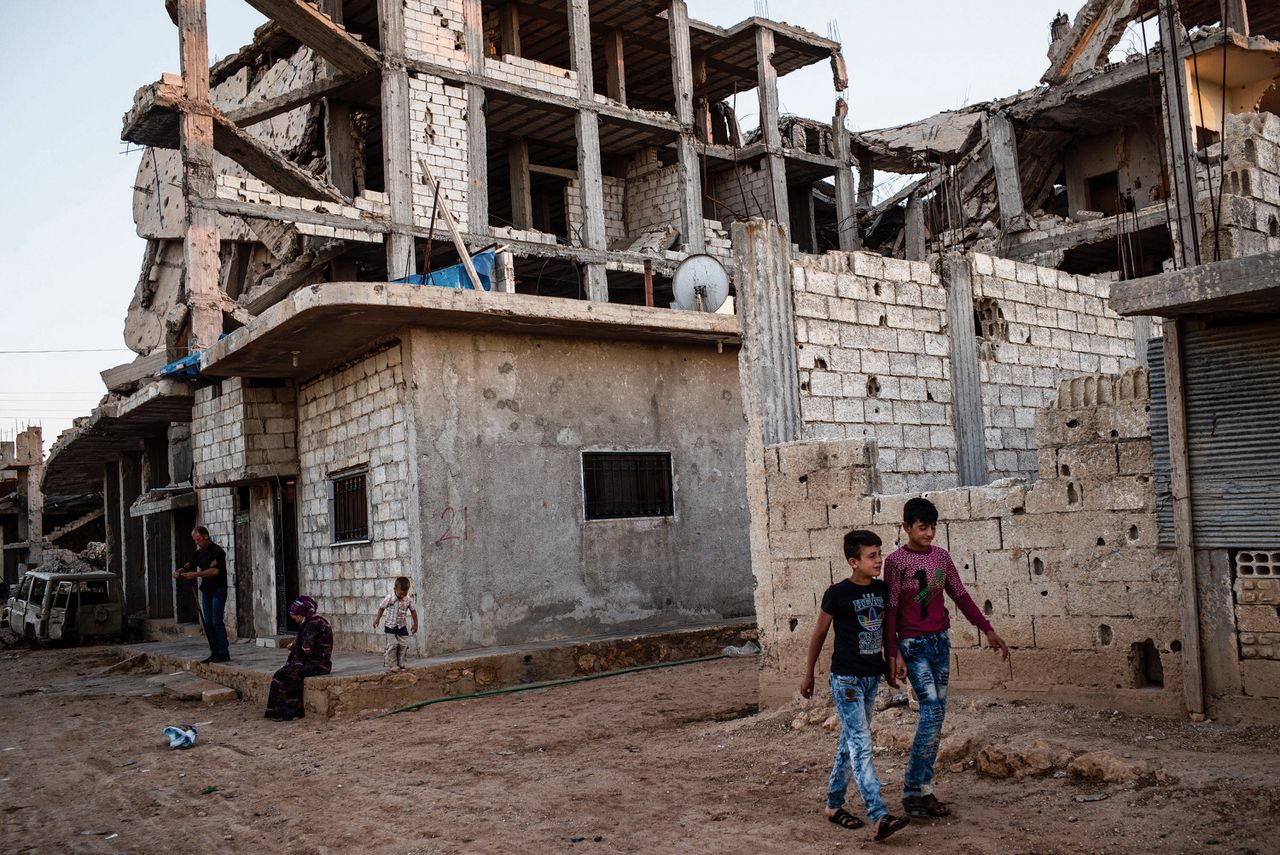 Grensstadje Kobani ligt nu opnieuw aan het front  