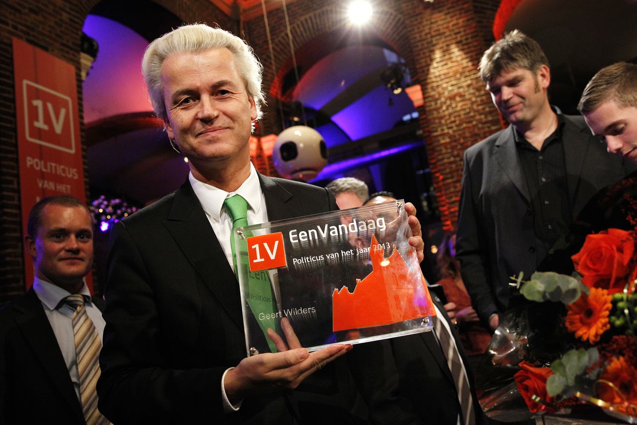 Geert Wilders kreeg de prijs tijdens de uitzending van het actualiteitenprogramma uitgereikt.