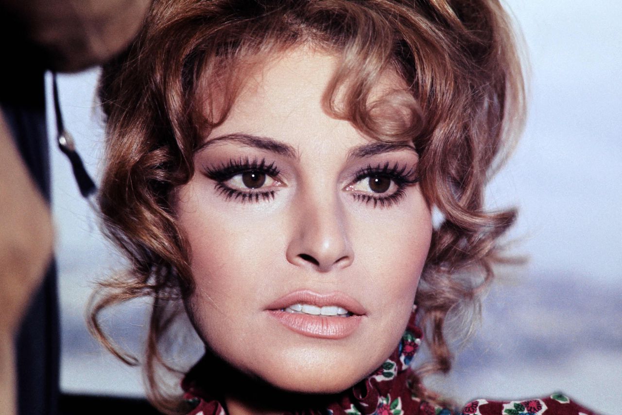 Raquel Welch kwam er met ‘lef en geluk’, het stigma ‘sekssymbool’ zat ...