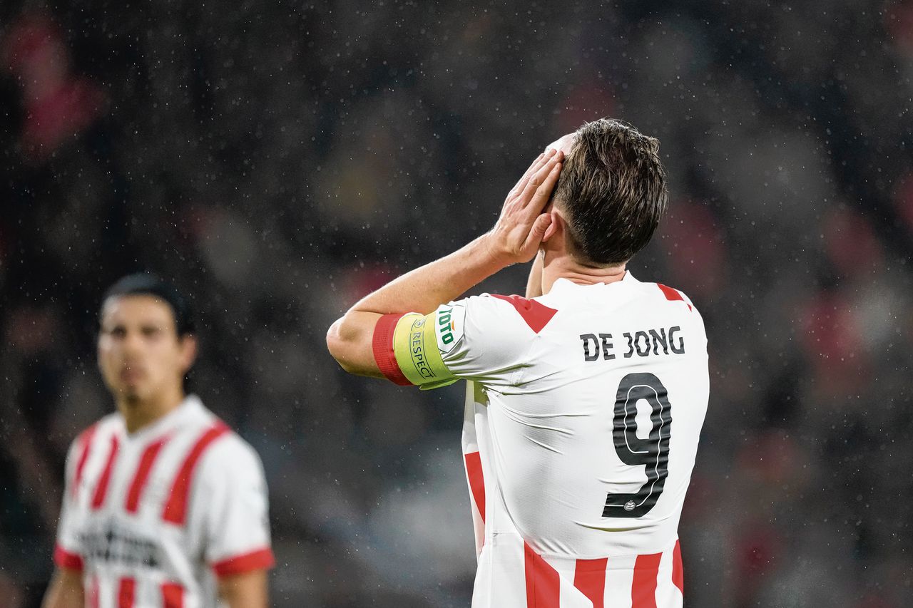 PSV schakelt te laat over op plan-B tegen Sevilla FC 