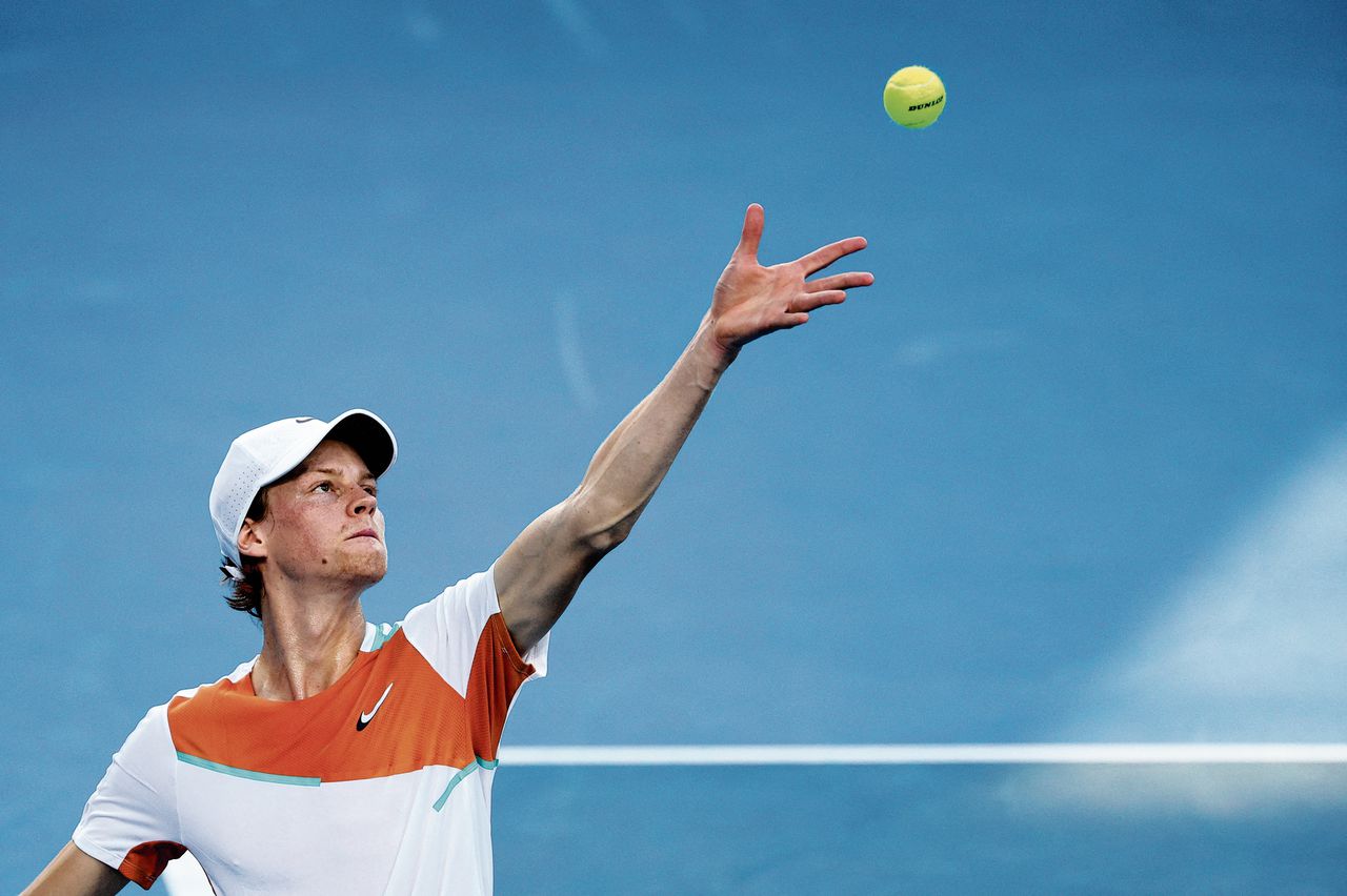 De Italiaan Jannik Sinner (20) staat bij de Australian Open voor het eerst in de kwartfinale.