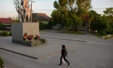 Monument voor de helden van de Grote Vaderlandse Oorlog in het Moldavische dorp Copceac. 
