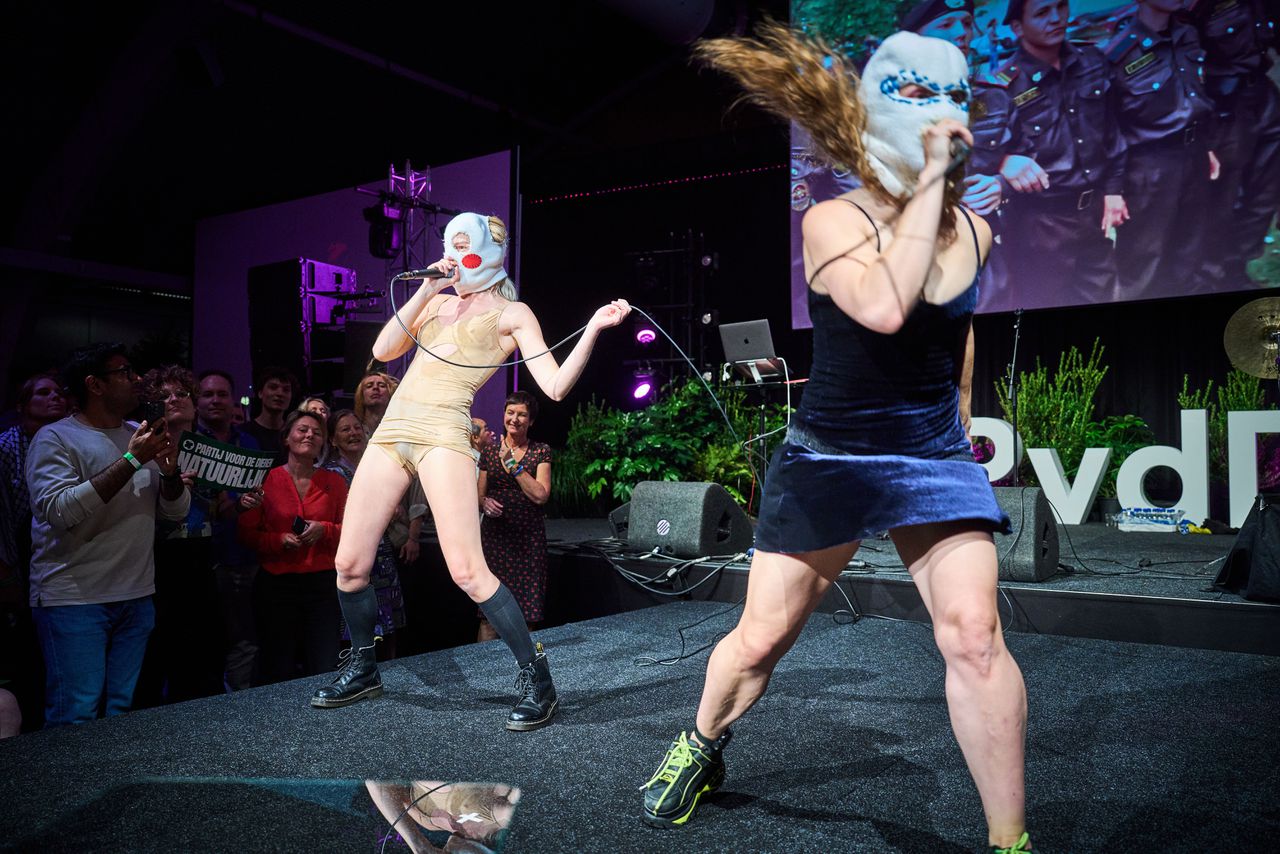 Na de duistere punk van Pussy Riot stemt de Partij voor de Dieren over geweldloosheid