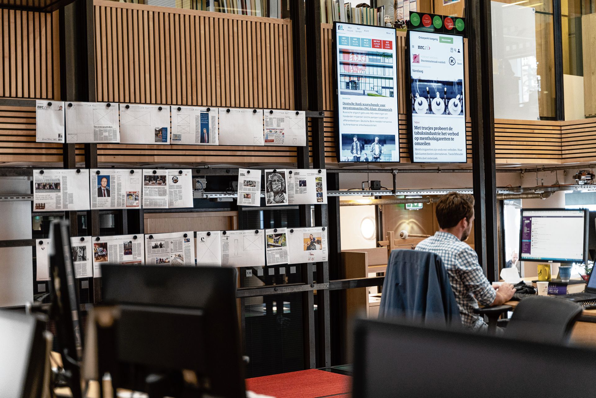 Vijftig jaar NRC: hoe de wereld een ‘meneer’ veranderde