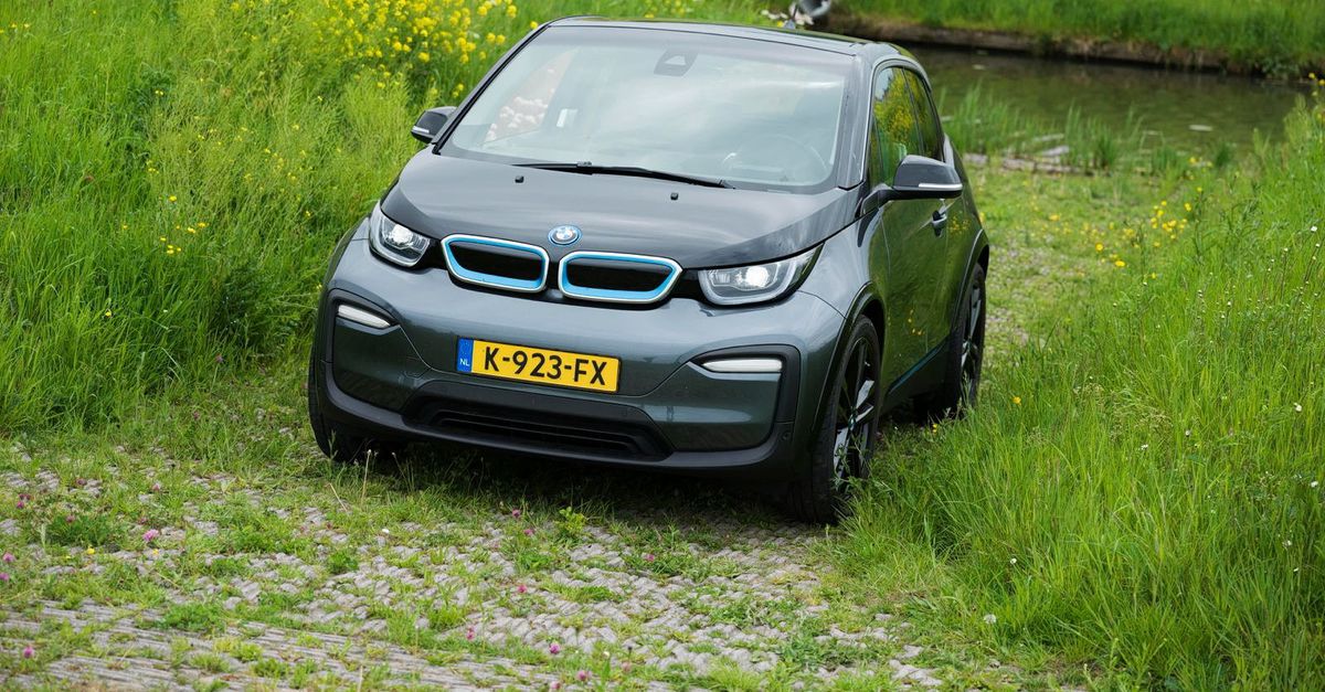 Zoek je een kleine, beschaafde elektrische auto? Neem deze