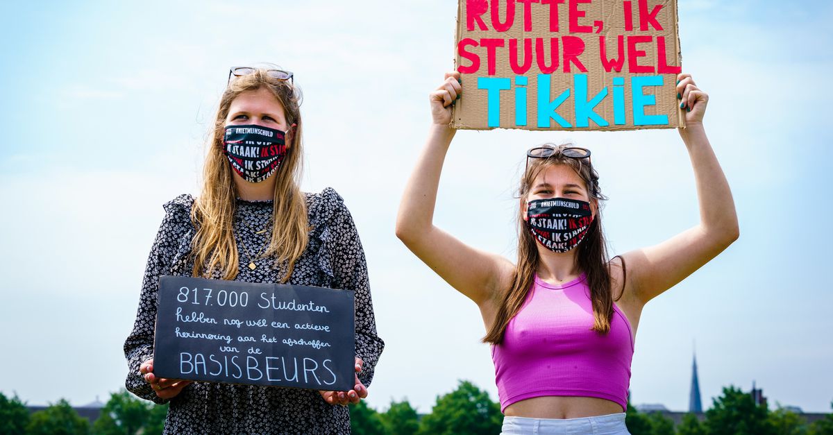 Basisbeurs komt terug, meer loon voor basisschoolleraren NRC