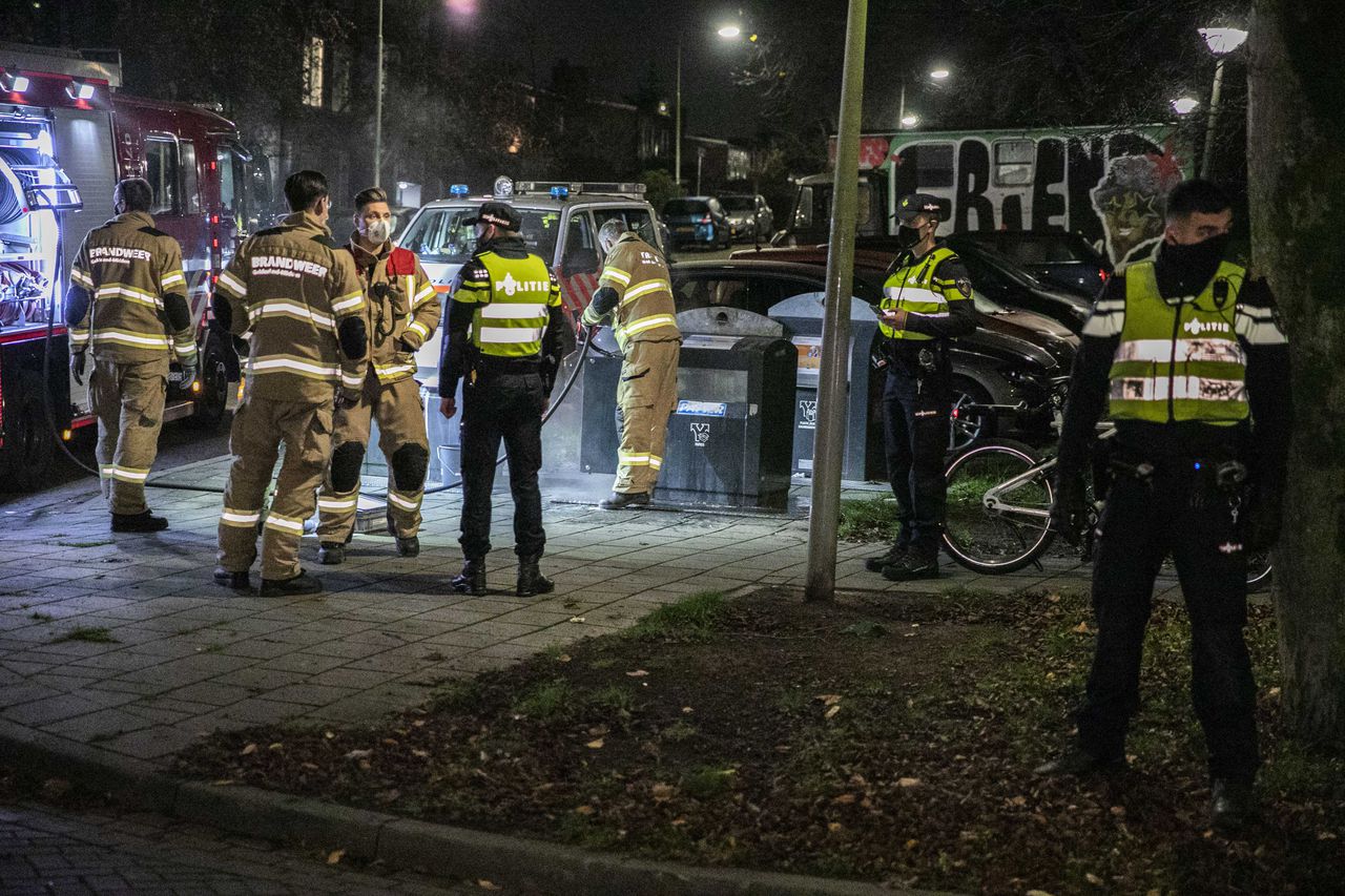 Vuurwerkbom ontploft in apotheek in Rotterdam, brandjes in Coevorden 