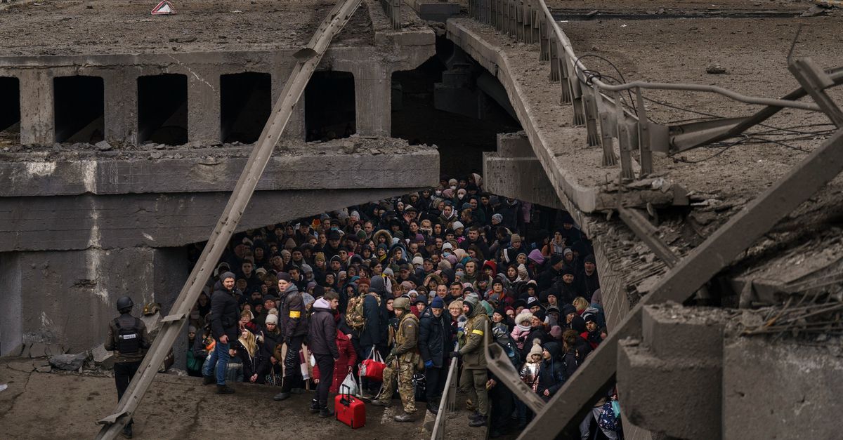 5 つのグラフと 2 つの地図で見るウクライナの千日戦争