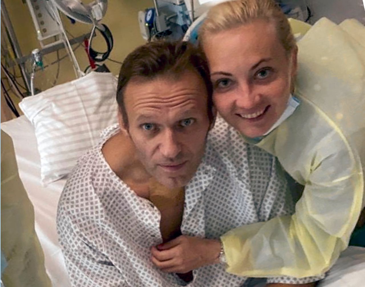 'Navalny vergiftigd door flesje water uit hotelkamer' - NRC