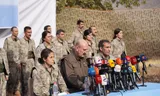 Leden van de PKK tijdens een ceremonie in het noorden van Irak, 26 oktober 2025.
