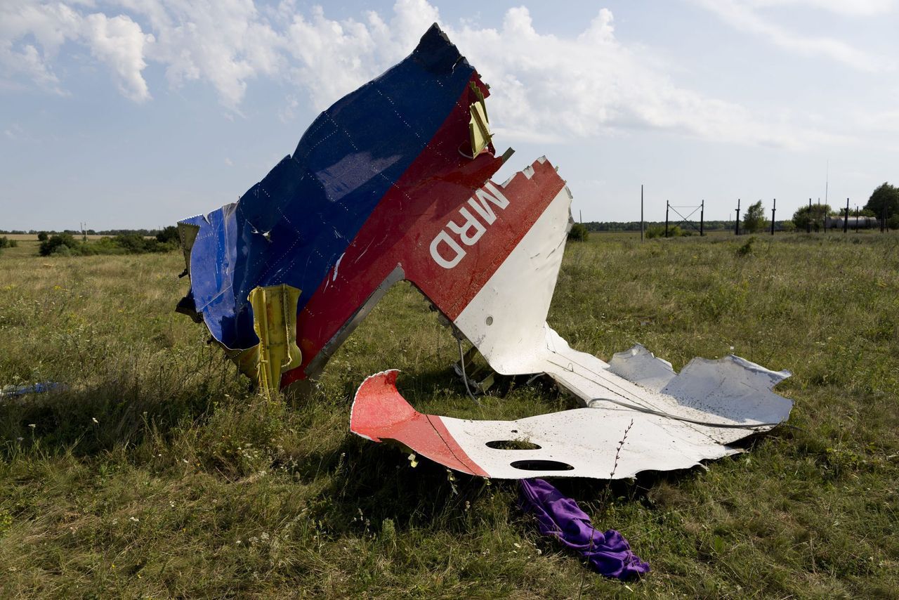 Een wrakstuk van het neergehaalde MH17-toestel.