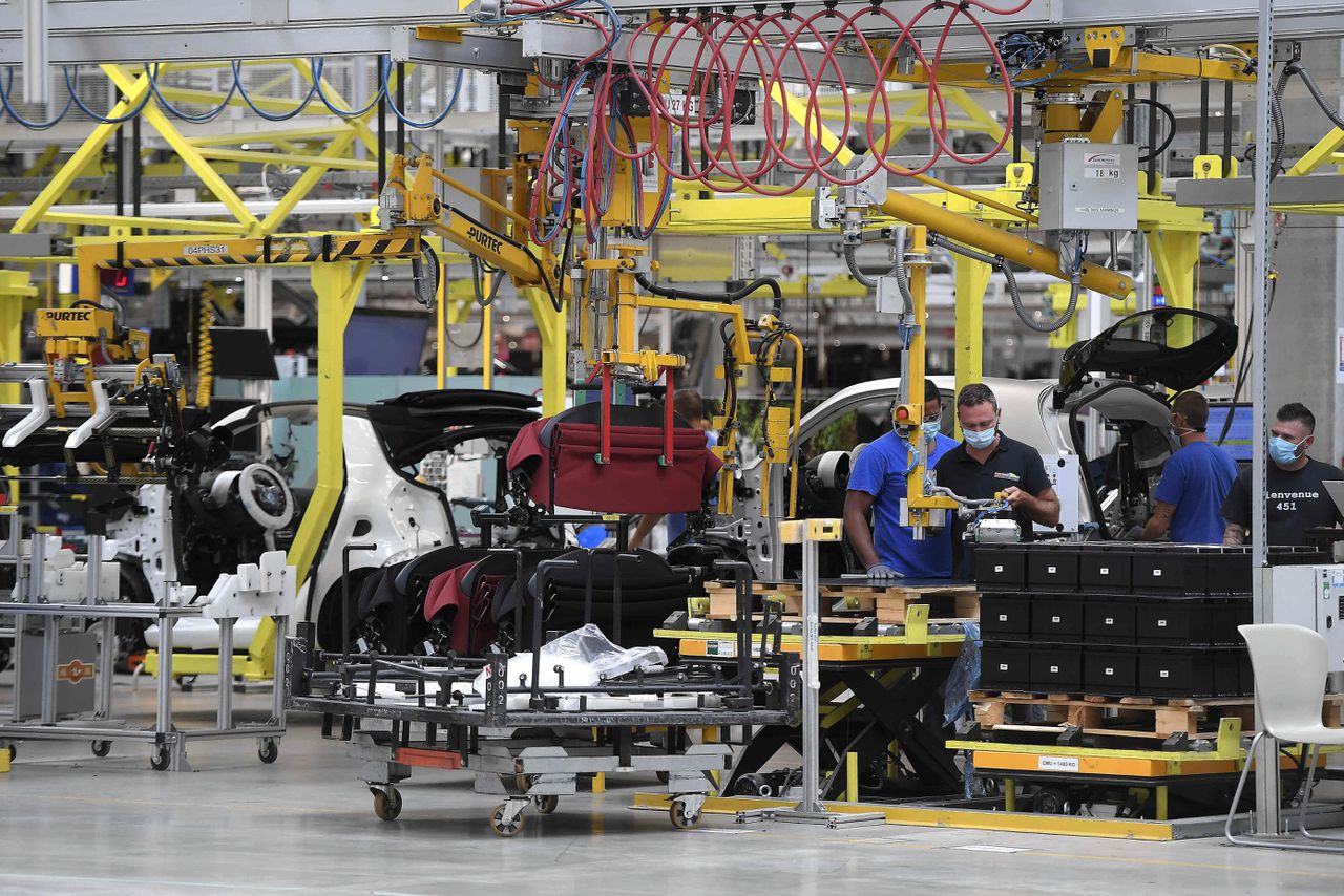 Autofabriek van Daimler in Frankrijk. De auto-industrie is één van de sectoren die hard is geraakt in de huidige Europese recessie.