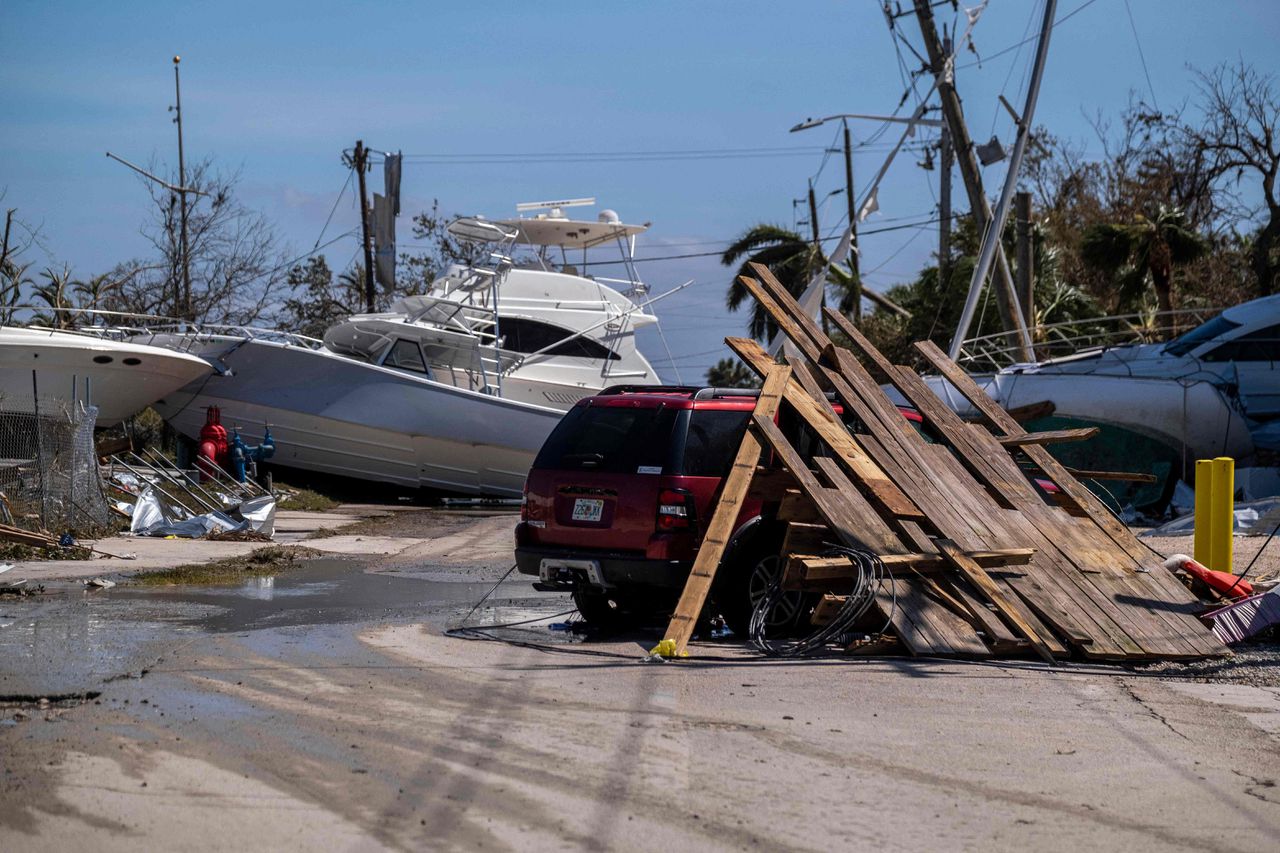 Eerste berichten over dodental door orkaan Ian in Florida 