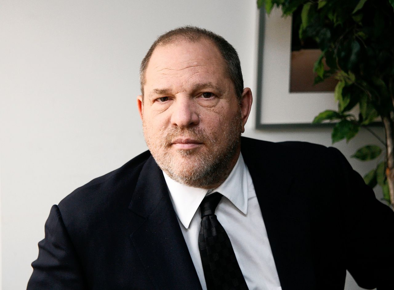 ‘Weinstein gaat zich aangeven na nieuwe beschuldigen van seksueel misbruik’ 