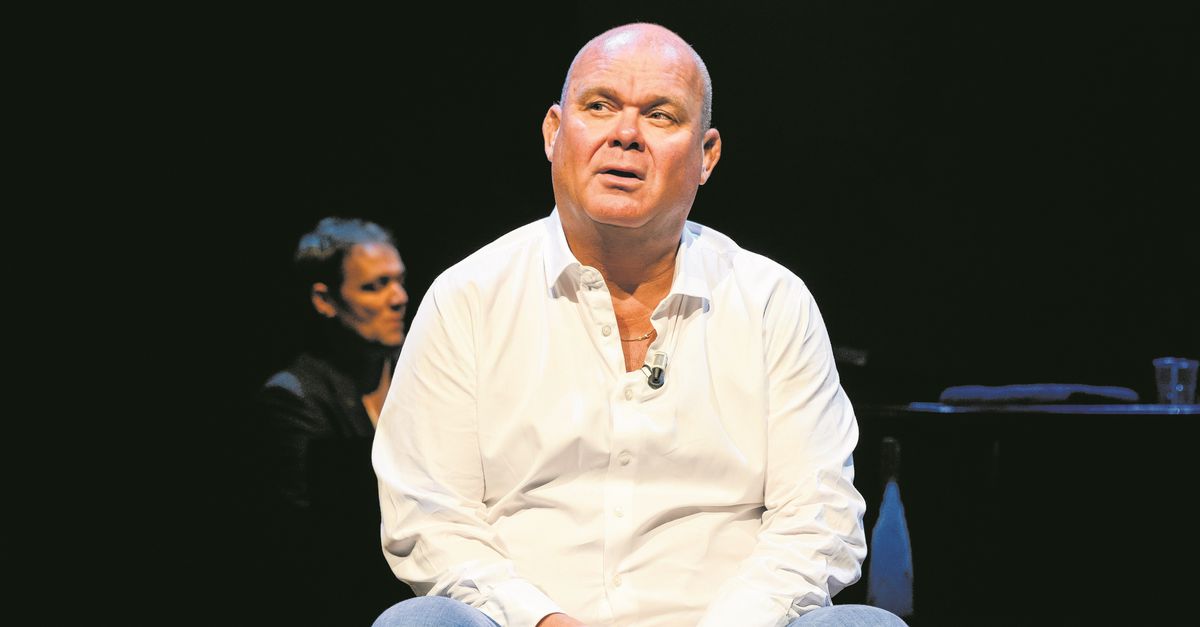Paul de Leeuw op zijn best als amuseur - NRC