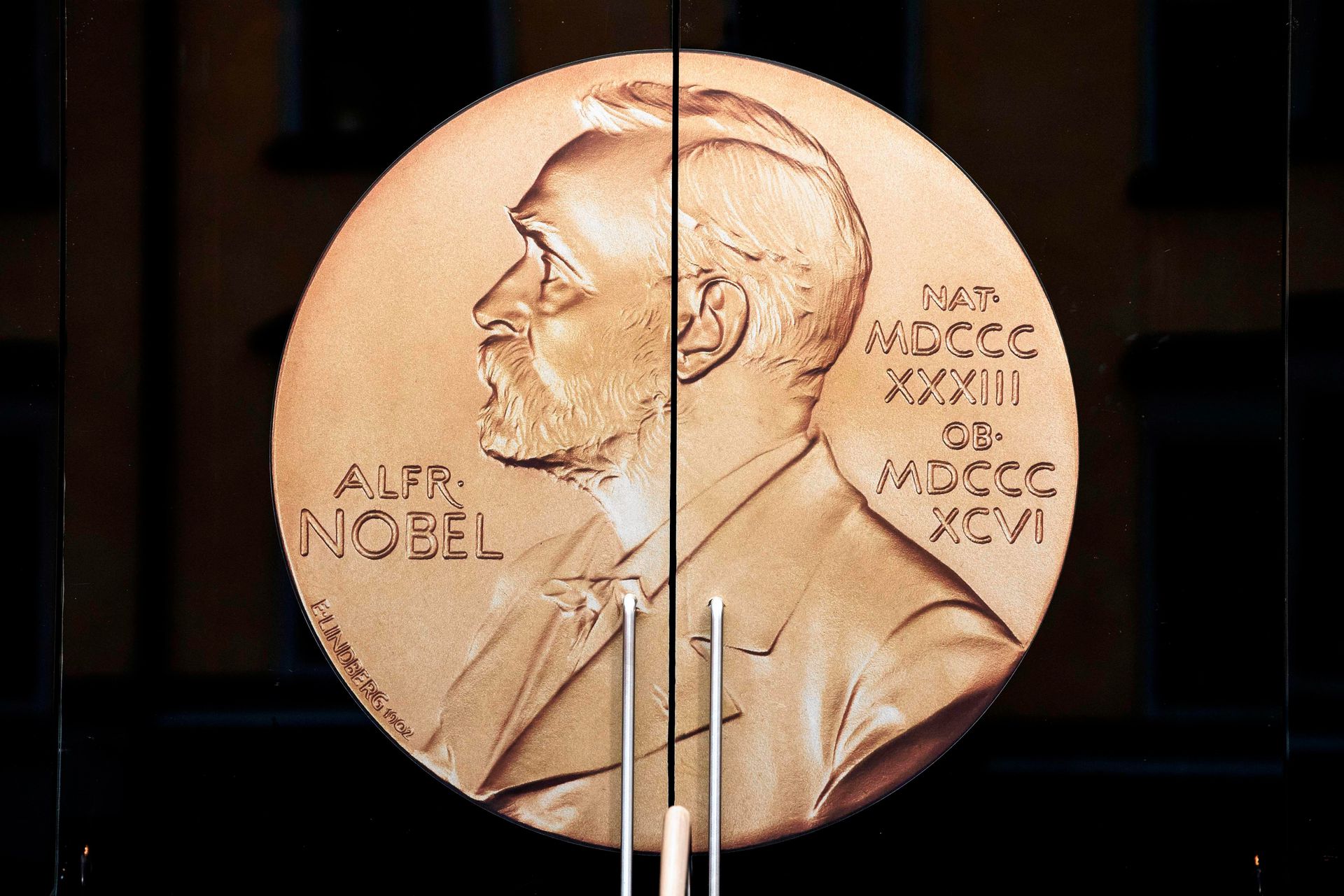 Nobelprijs voor Natuurkunde naar en oerknalmodel NRC