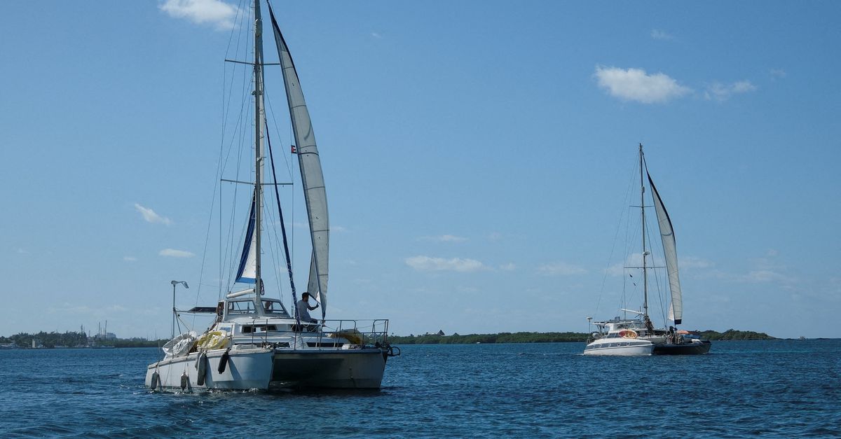Twee vermiste zeilschepen met hulpgoederen voor Cuba weer terecht
