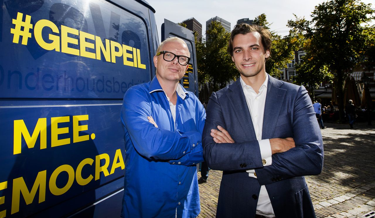 Jan Roos (links) en Thierry Baudet waren de gezichten van de nee-campagne in het Oekraïne-referendum.
