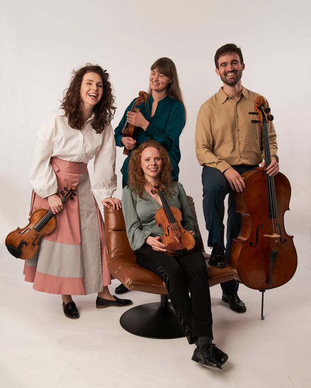 Fiona Robertson (zittend) van het Belinfante Quartet. 