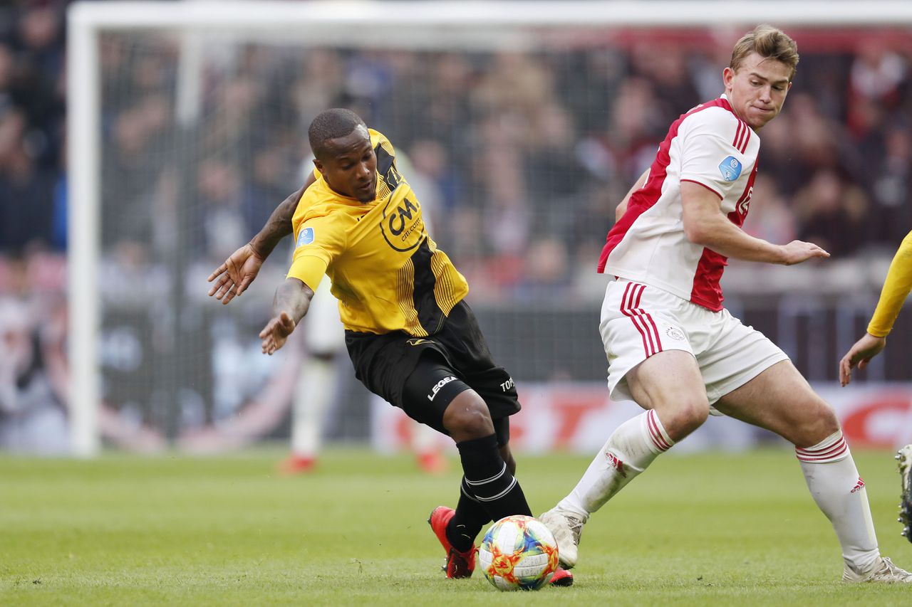 Ajax verslaat NAC Breda: 5-0 