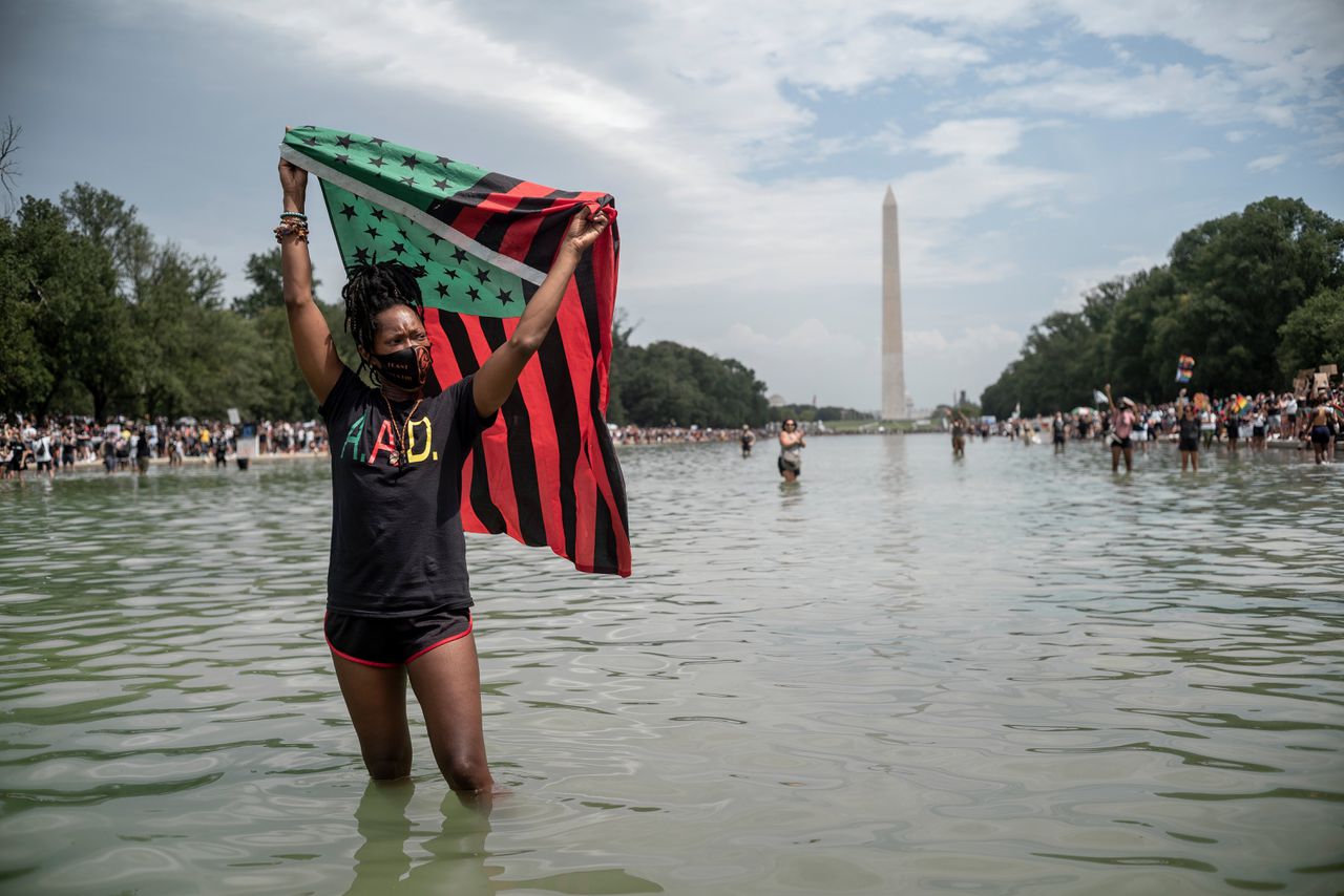 De African-American Flag, symbool van black pride, heeft Nederlandse wortels 