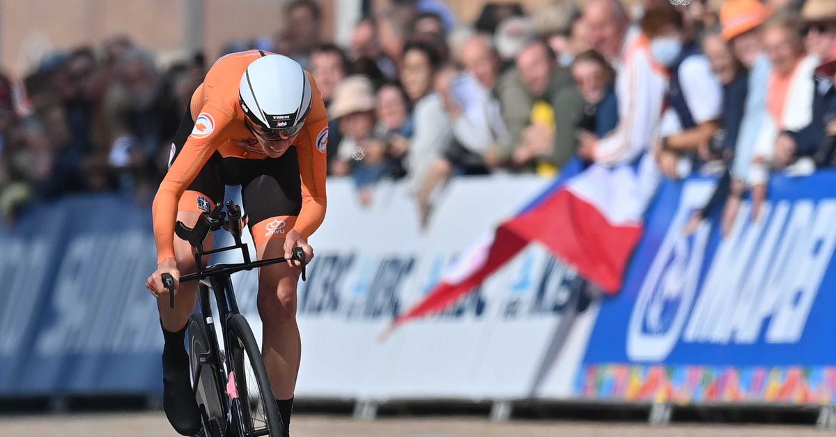 ineffektiv element Susteen Ellen van Dijk wins World Time Trial Championship for second time in career  - Netherlands News Live