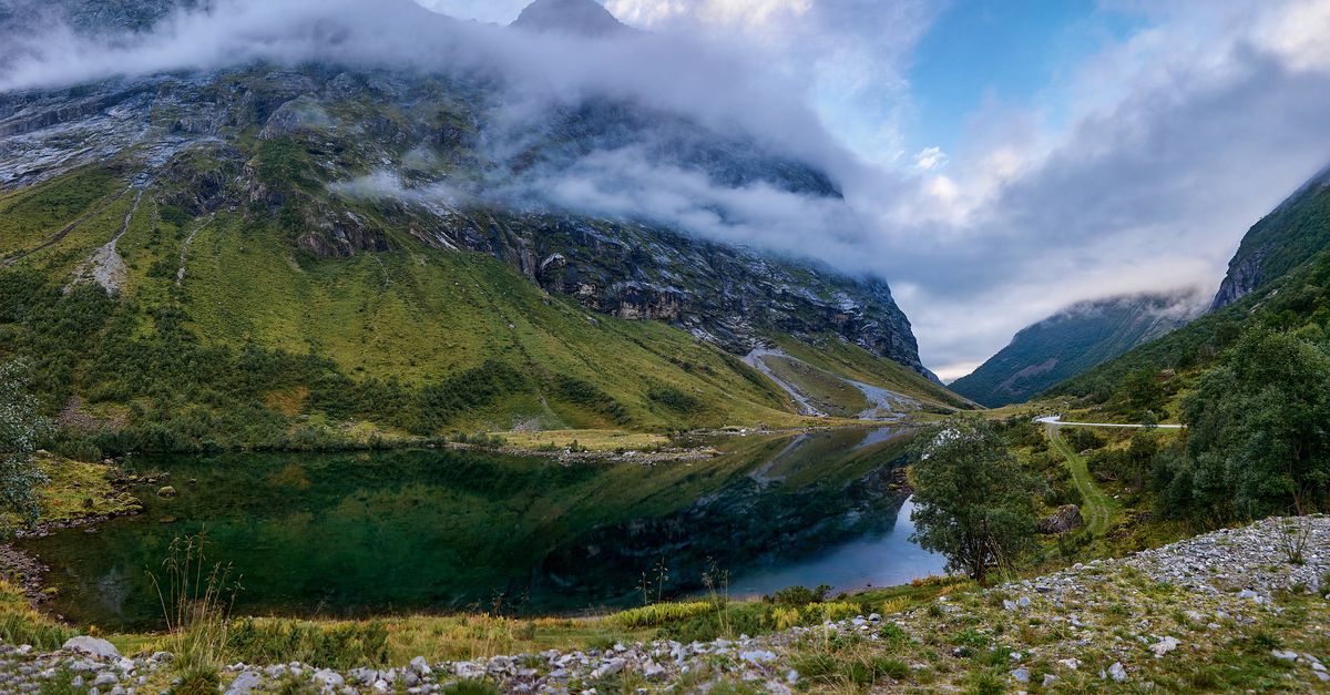 De historiske romanene til to norske forfattere handler om søken etter kjærlighet og lykke