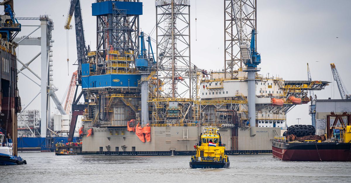 Man vrijwel zeker omgekomen na aanvaring schip en boorplatform in ...