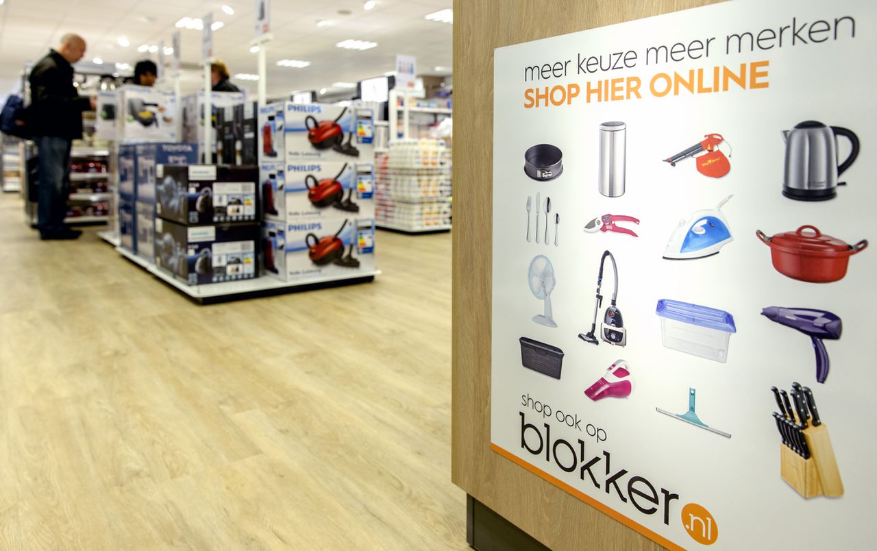De eerste nieuwste Blokker in de Amsterdamse Bilderdijkstraat. De winkels van Blokker gaan volledig op de schop.