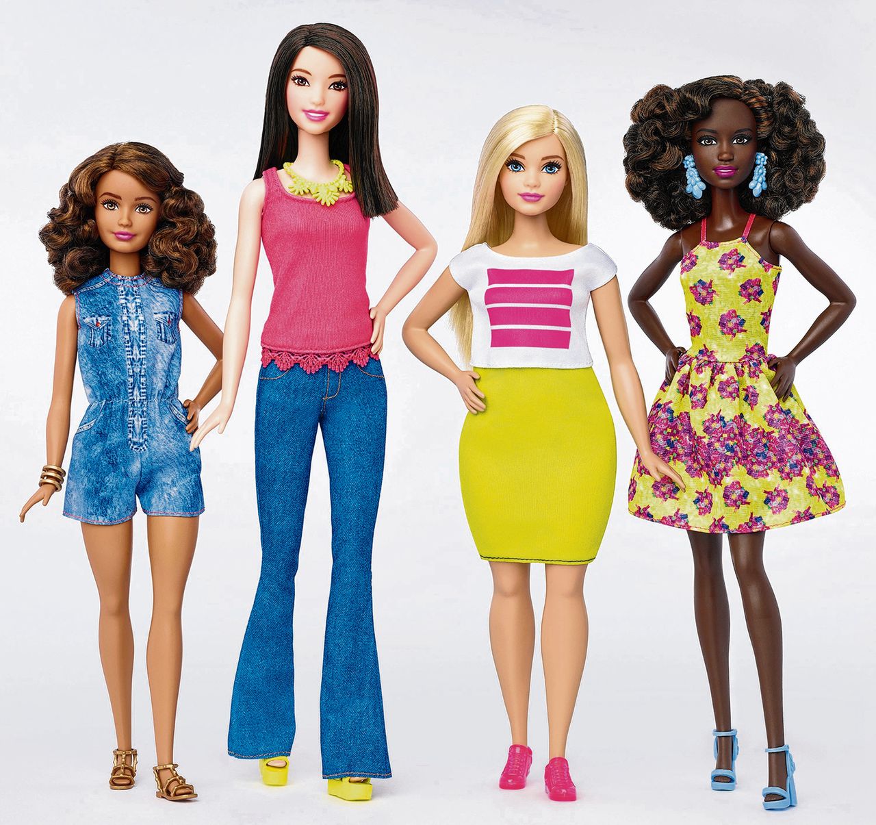 In dienst nemen bevind zich Afkeer Op haar 57ste krijgt het omstreden rolmodel Barbie eindelijk rondingen - NRC