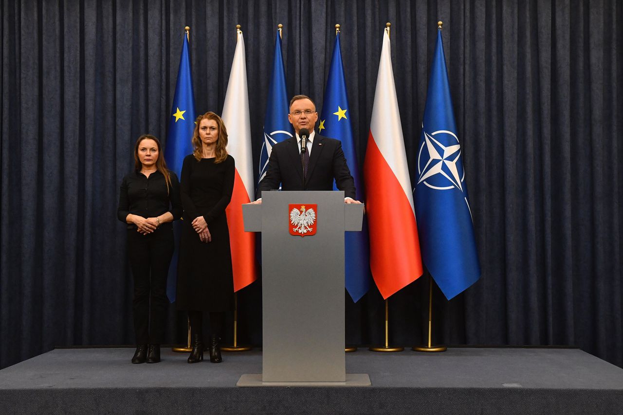 Poolse president verleent gratie aan politici in gevangenis 