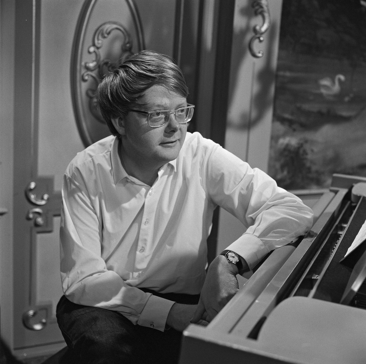 Componist Louis Andriessen in de jaren zestig.