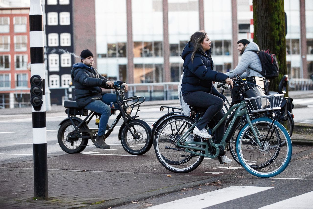 E-bikes straks mogelijk op afstand af te remmen, zodat Amsterdam weer wat veiliger wordt 